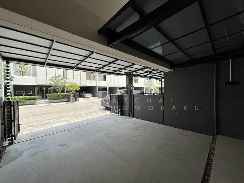 undefined, Bangkok, Saphan Sung, Bangkok, 3 Bedrooms, 202 sqm, Townhouse For Rent, by Thawatchai Methawongworakul, 500485090 - DDproperty.com