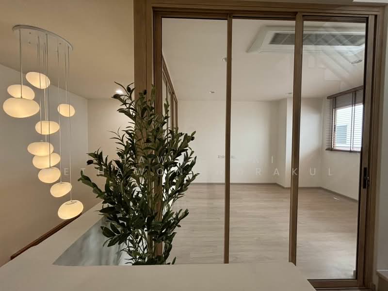 undefined, Bangkok, Saphan Sung, Bangkok, 3 Bedrooms, 202 sqm, Townhouse For Rent, by Thawatchai Methawongworakul, 500485090 - DDproperty.com