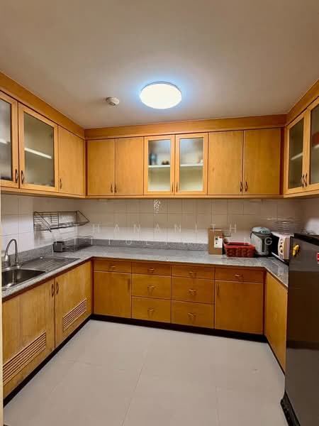 Sarin Place, Bangkok, Ratchadaphisek, Lat Yao, Chatuchak, Bangkok, 2 Bedrooms, 134 sqm, Condo For Rent, by Thananith Ittitulyapong, 500485115 - DDproperty.com