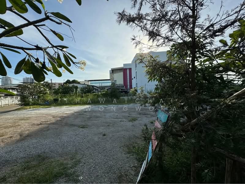 Studio House, Bangkok, Bang Na Nuea, Bang Na, Bangkok, Studio, 47 sqm, Single Detached House For Rent, by Thawatchai Methawongworakul, 500485116 - DDproperty.com