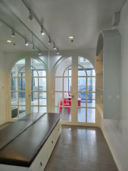 Siamese Ratchakru, Bangkok, 48 Phahonyothin Rd, Samsen Nai, Phaya Thai, Bangkok, 1 Bedroom, 90 sqm, Condo For Rent, by Walapa Jidbumrungsakun, 500485125 - DDproperty.com