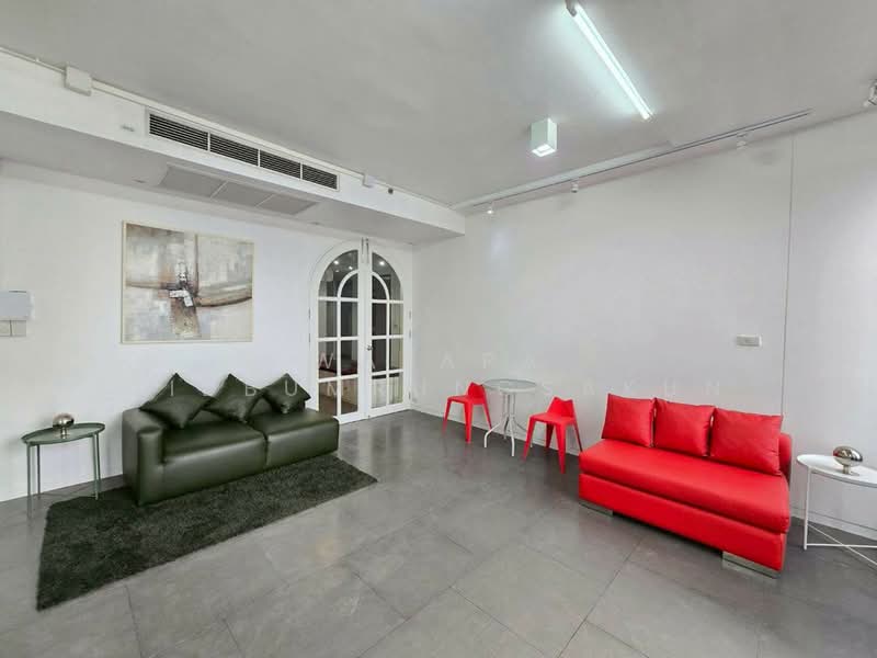 Siamese Ratchakru, Bangkok, 48 Phahonyothin Rd, Samsen Nai, Phaya Thai, Bangkok, 1 Bedroom, 90 sqm, Condo For Rent, by Walapa Jidbumrungsakun, 500485125 - DDproperty.com