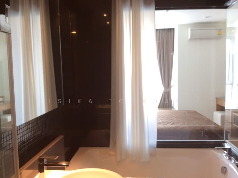 Rhythm Sukhumvit 50, Bangkok, 8 Sukhumvit 50, Sukhumvit Road, Phra Kanong, Khlong Toei, Bangkok, 1 Bedroom, 45 sqm, Condo For Rent, by Isika Tonkham, 500485163 - DDproperty.com