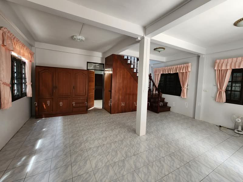 ซอยกรุงเทพ-นนทบุรี 13 (ใกล้แยกติวานนท์ นนทบุรี), Nonthaburi, Talat Kwan, Muang Nonthaburi, Nonthaburi, 3 Bedrooms, 110 sqm, Single Detached House For Rent, by วริธรา ลิ้มปาละกูล, 500485175 - DDproperty.com