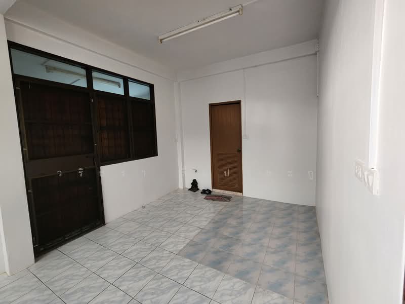 ซอยกรุงเทพ-นนทบุรี 13 (ใกล้แยกติวานนท์ นนทบุรี), Nonthaburi, Talat Kwan, Muang Nonthaburi, Nonthaburi, 3 Bedrooms, 110 sqm, Single Detached House For Rent, by วริธรา ลิ้มปาละกูล, 500485175 - DDproperty.com