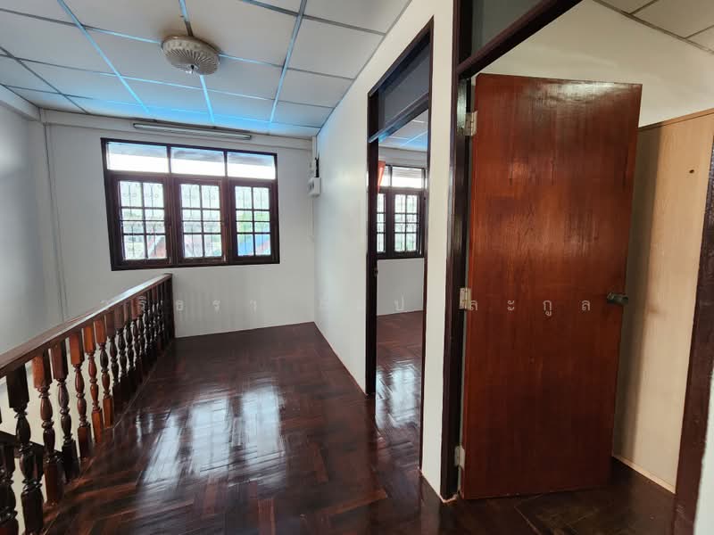 ซอยกรุงเทพ-นนทบุรี 13 (ใกล้แยกติวานนท์ นนทบุรี), Nonthaburi, Talat Kwan, Muang Nonthaburi, Nonthaburi, 3 Bedrooms, 110 sqm, Single Detached House For Rent, by วริธรา ลิ้มปาละกูล, 500485175 - DDproperty.com