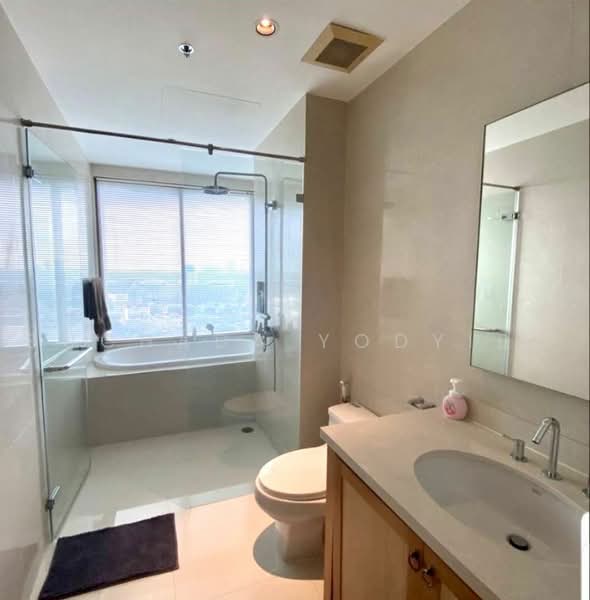 The Emporio Place, Bangkok, 93 Soi Sukhumvit 24, Sukhumvit Road, Khong Tan, Khlong Toei, Bangkok, 1 Bedroom, 65 sqm, Condo For Sale, by Suchada Yodyiem, 500485177 - DDproperty.com