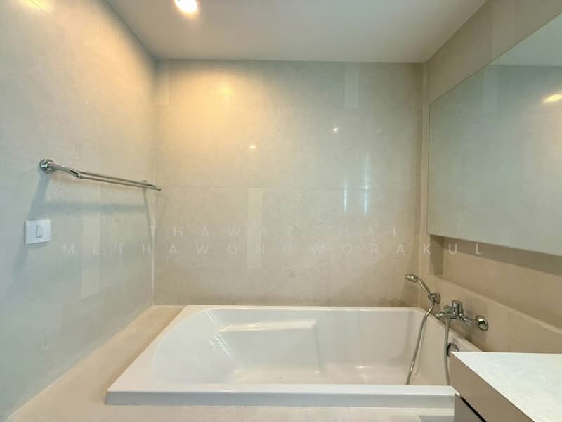 Quattro by Sansiri, Bangkok, 134 Thong Lo 4 Alley, Khlong Tan Nua, Watthana, Bangkok, 1 Bedroom, 55 sqm, Condo For Rent, by Thawatchai Methawongworakul, 500485179 - DDproperty.com