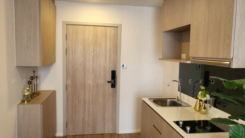 The Teak Sathorn-Lumpini, Bangkok, 108 Soi Sri Bamphen, Chong Nonsi, Yan Nawa, Bangkok, 1 Bedroom, 30 sqm, Condo For Sale, by Pemika Aukkaraleekul, 500485190 - DDproperty.com