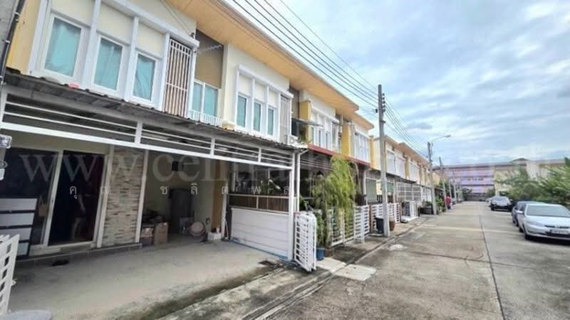 Golden Town Rattanathibet – Bang Phlu BTS Station, Nonthaburi, Bang Kruai-Sai Noi Road, Bang Rak Yai, Bang Bua Thong, Nonthaburi, 4 Bedrooms, 110 sqm, Townhouse For Sale, by คุณ ชลิตพล ( พล ), 500485232 - DDproperty.com