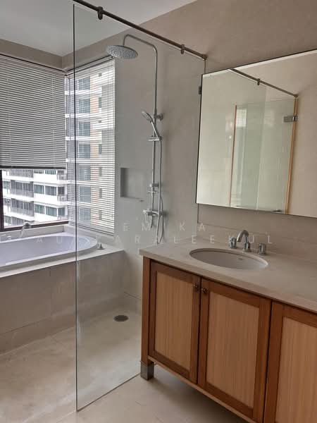 The Emporio Place, Bangkok, 93 Soi Sukhumvit 24, Sukhumvit Road, Khong Tan, Khlong Toei, Bangkok, 2 Bedrooms, 101 sqm, Condo For Sale, by Pemika Aukkaraleekul, 500485265 - DDproperty.com