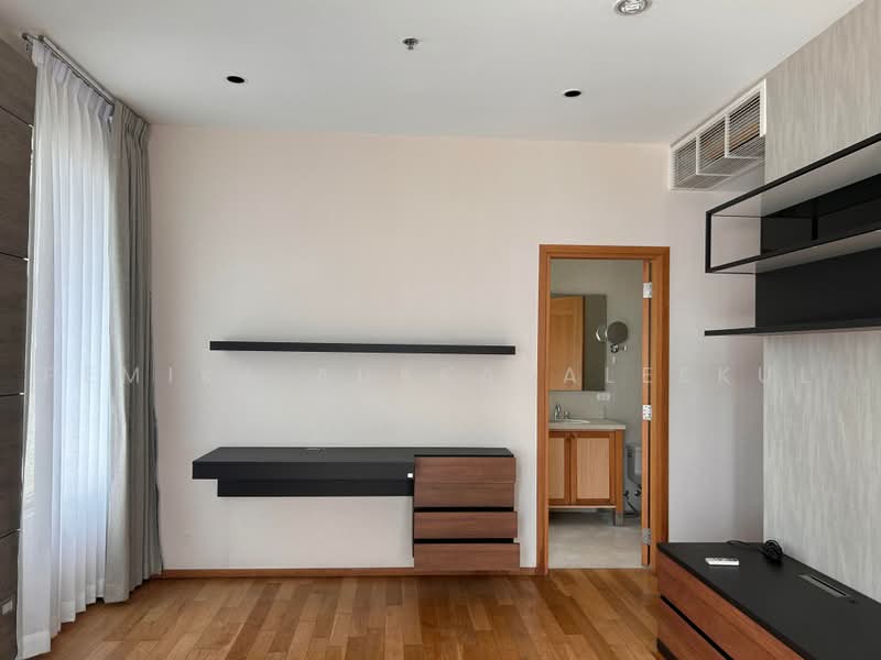 The Emporio Place, Bangkok, 93 Soi Sukhumvit 24, Sukhumvit Road, Khong Tan, Khlong Toei, Bangkok, 2 Bedrooms, 101 sqm, Condo For Sale, by Pemika Aukkaraleekul, 500485265 - DDproperty.com