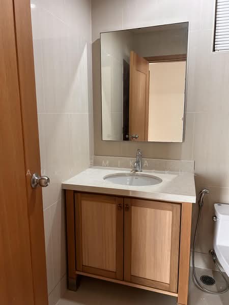 The Emporio Place, Bangkok, 93 Soi Sukhumvit 24, Sukhumvit Road, Khong Tan, Khlong Toei, Bangkok, 2 Bedrooms, 101 sqm, Condo For Sale, by Pemika Aukkaraleekul, 500485265 - DDproperty.com