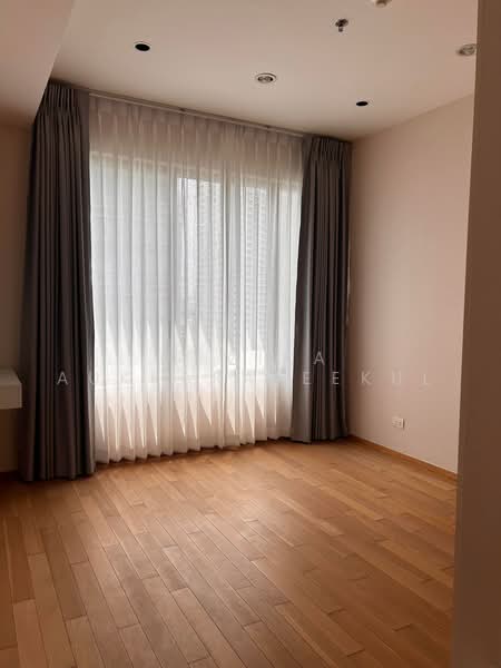 The Emporio Place, Bangkok, 93 Soi Sukhumvit 24, Sukhumvit Road, Khong Tan, Khlong Toei, Bangkok, 2 Bedrooms, 101 sqm, Condo For Sale, by Pemika Aukkaraleekul, 500485265 - DDproperty.com