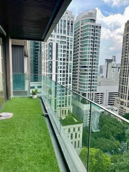 Vittorio 39, Bangkok, 8 Sukhumvit, Khlong Tan Nua, Watthana, Bangkok, 2 Bedrooms, 145 sqm, Condo For Sale, by Natrinee Aphirachatanon, 500485272 - DDproperty.com