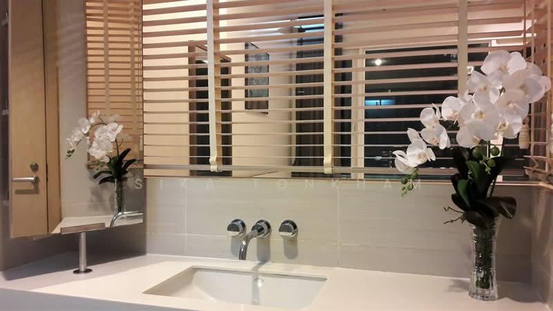 Siri At Sukhumvit, Bangkok, 902 Sukhumvit Road, Phra Kanong, Khlong Toei, Bangkok, 1 Bedroom, 51 sqm, Condo For Rent, by Isika Tonkham, 500485273 - DDproperty.com