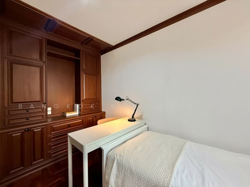 The Residence 26, Bangkok, ซอยสุขุมวิท 26 ถนนสุขุมวิท แขวงคลองตัน เขตคลองเตย กทม., Khong Tan, Khlong Toei, Bangkok, 3 Bedrooms, 350 sqm, Condo For Rent, by Bangkok Residential, 500485282 - DDproperty.com
