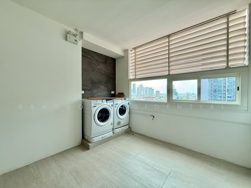 The Residence 26, Bangkok, ซอยสุขุมวิท 26 ถนนสุขุมวิท แขวงคลองตัน เขตคลองเตย กทม., Khong Tan, Khlong Toei, Bangkok, 3 Bedrooms, 350 sqm, Condo For Rent, by Bangkok Residential, 500485282 - DDproperty.com