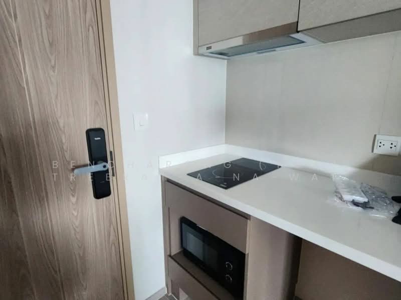 Life Sathorn Sierra, Bangkok, Ratchaphruek Rd, Talat Plu, Thon Buri, Bangkok, 1 Bedroom, 36 sqm, Condo For Rent, by Bencharong (Yok) Treerat-a-na-wat, 500485302 - DDproperty.com