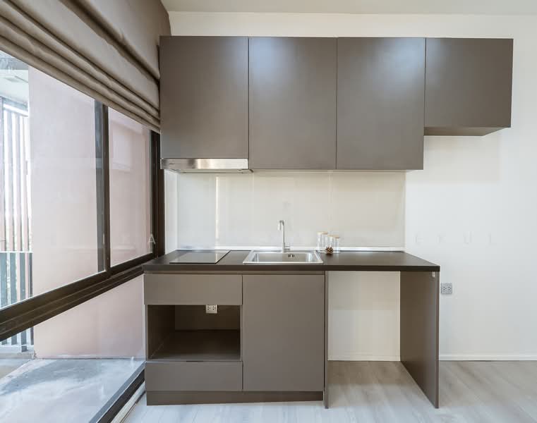 Brown Condo Ratchada 32, Bangkok, Soi Ratchada 32, Ratchadaphisek Road, Chan Kasem, Chatuchak, Bangkok, 2 Bedrooms, 46 sqm, Condo For Sale, by Pemika Aukkaraleekul, 500485326 - DDproperty.com
