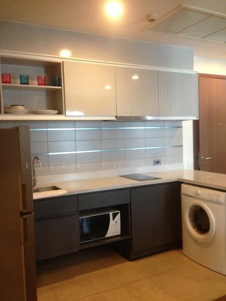 Wyne Sukhumvit, Bangkok, 1120 Sukhumvit Road, Phra Kanong, Khlong Toei, Bangkok, 2 Bedrooms, 65 sqm, Condo For Rent, by Isika Tonkham, 500485407 - DDproperty.com