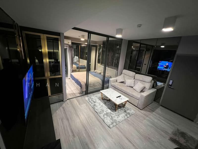 IDEO Sathorn-Wongwian Yai, Bangkok, 219 Soi Krung Thonburi 1, Khlong Ton Sai, Khlong San, Bangkok, 1 Bedroom, 37 sqm, Condo For Rent, by Thanakit Pongpit, 500485430 - DDproperty.com