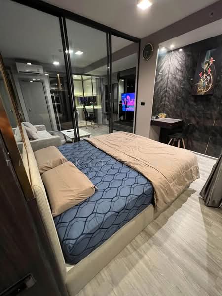 IDEO Sathorn-Wongwian Yai, Bangkok, 219 Soi Krung Thonburi 1, Khlong Ton Sai, Khlong San, Bangkok, 1 Bedroom, 37 sqm, Condo For Rent, by Thanakit Pongpit, 500485430 - DDproperty.com