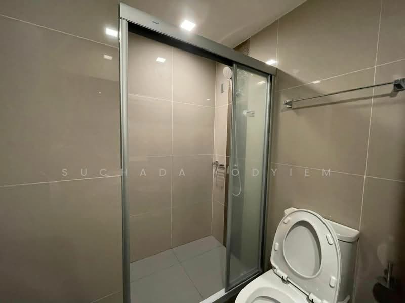IDEO Sathorn-Wongwian Yai, Bangkok, 219 Soi Krung Thonburi 1, Khlong Ton Sai, Khlong San, Bangkok, 1 Bedroom, 35 sqm, Condo For Sale, by Suchada Yodyiem, 500485431 - DDproperty.com