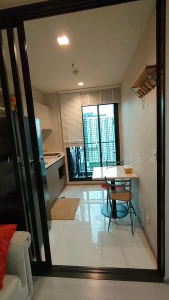 Life Sathorn Sierra, Bangkok, Ratchaphruek Rd, Talat Plu, Thon Buri, Bangkok, 1 Bedroom, 32 sqm, Condo For Rent, by Isika Tonkham, 500485444 - DDproperty.com
