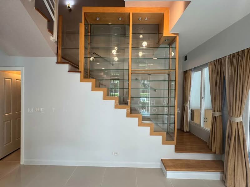 Baan Klang Muang Urbanion Rama 9-Ladprao, Bangkok, Soi Ladprao 84, Ladprao Road, Wang Thonglang, Bangkok, 3 Bedrooms, 204 sqm, Townhouse For Rent, by Thawatchai Methawongworakul, 500485447 - DDproperty.com