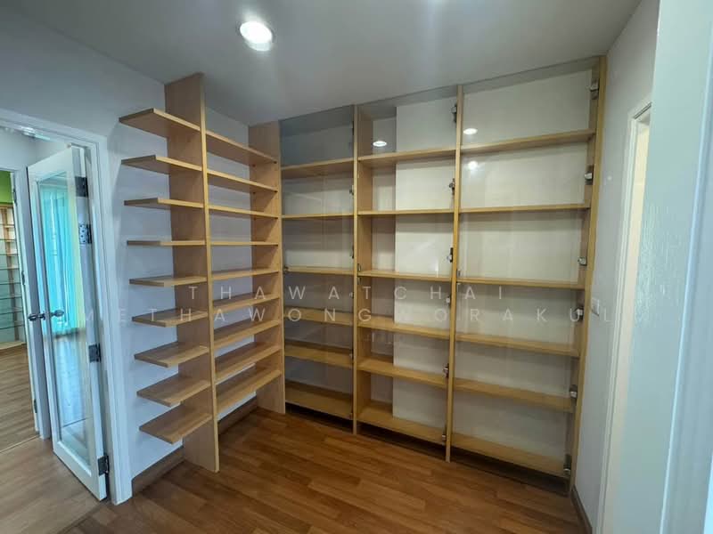 Baan Klang Muang Urbanion Rama 9-Ladprao, Bangkok, Soi Ladprao 84, Ladprao Road, Wang Thonglang, Bangkok, 3 Bedrooms, 204 sqm, Townhouse For Rent, by Thawatchai Methawongworakul, 500485447 - DDproperty.com