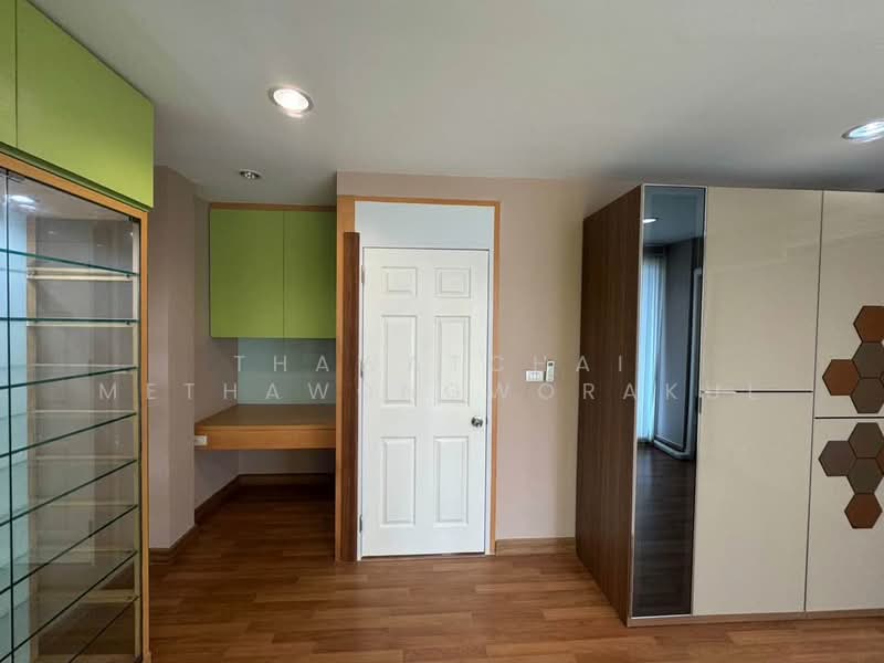 Baan Klang Muang Urbanion Rama 9-Ladprao, Bangkok, Soi Ladprao 84, Ladprao Road, Wang Thonglang, Bangkok, 3 Bedrooms, 204 sqm, Townhouse For Rent, by Thawatchai Methawongworakul, 500485447 - DDproperty.com