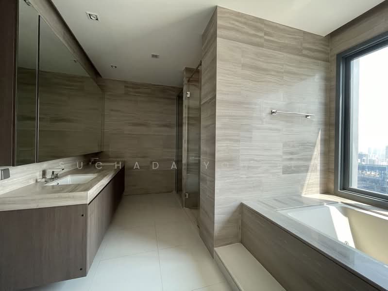 Q1 Sukhumvit, Bangkok, 1 Sukhumvit Road, Khlong Toei, Bangkok, 3 Bedrooms, 158 sqm, Condo For Sale, by Suchada Yodyiem, 500485454 - DDproperty.com