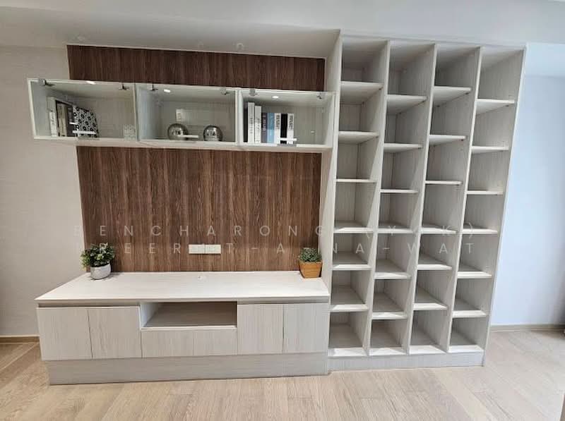 Runesu Thonglor 5, Bangkok, 82 Padi Madi Alley, Khlong Tan Nua, Watthana, Bangkok, 1 Bedroom, 44 sqm, Condo For Rent, by Bencharong (Yok) Treerat-a-na-wat, 500485460 - DDproperty.com