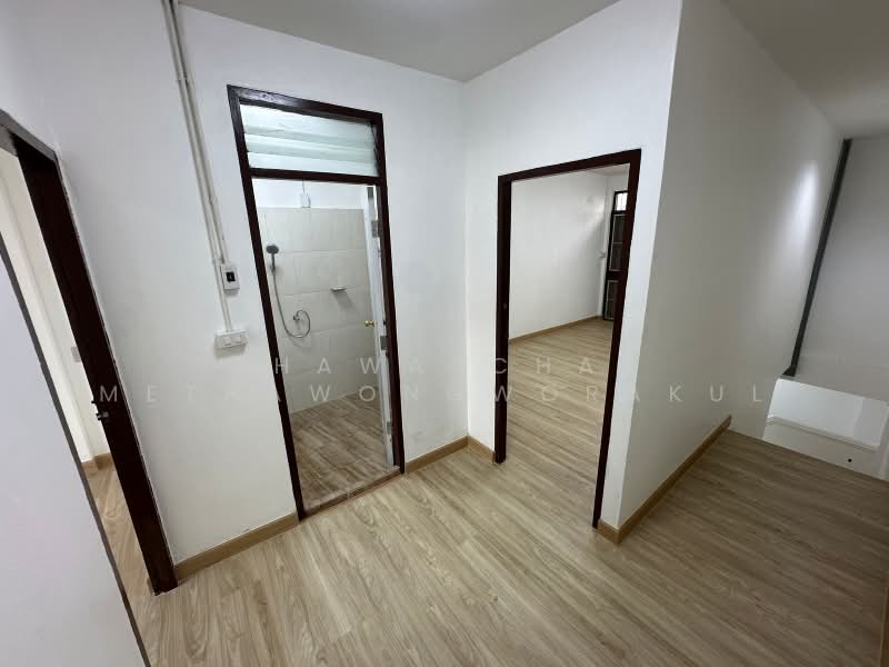 2-BR Townhouse, Bangkok, Arun Amarin, Bangkok Noi, Bangkok, 2 Bedrooms, 76 sqm, Townhouse For Sale, by Thawatchai Methawongworakul, 500485480 - DDproperty.com