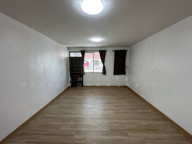 2-BR Townhouse, Bangkok, Arun Amarin, Bangkok Noi, Bangkok, 2 Bedrooms, 76 sqm, Townhouse For Sale, by Thawatchai Methawongworakul, 500485480 - DDproperty.com
