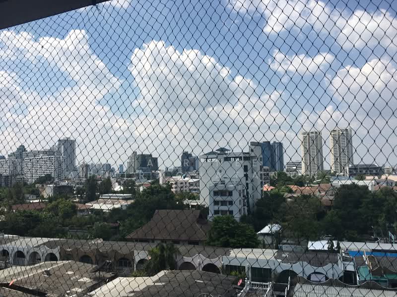 Oriental Towers, Bangkok, 25 Soi Ekkamai 12, Ekkamai Road, Khlong Tan Nua, Watthana, Bangkok, 4 Bedrooms, 452 sqm, Condo For Rent, by Natrinee Aphirachatanon, 500485487 - DDproperty.com