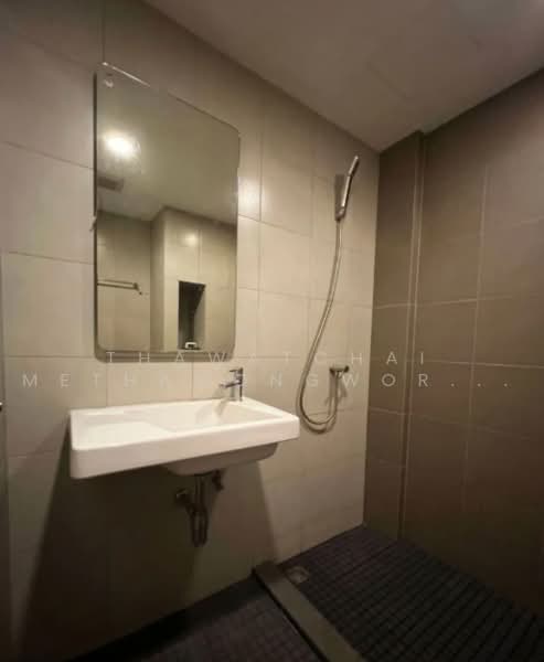Elio Del Ray, Bangkok, 95 Sukhumvit 64 Road, Bang Chak, Phra Khanong, Bangkok, Studio, 24 sqm, Condo For Sale, by Thawatchai Methawongworakul, 500485490 - DDproperty.com
