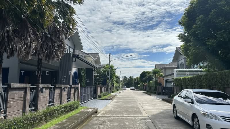 Laddarom Elegance Salaklang Chiangmai : ลัดดารมย์ อิลิแกนซ์ ศาลากลาง (เชียงใหม่), เชียงใหม่, ถนน สมโภชเชียงใหม่ 700 ปี, สันผีเสื้อ, เมืองเชียงใหม่, เชียงใหม่, 200 ตร.ม., บ้านเดี่ยว ให้เช่า, โดย The Positive ที่ดิน บ้าน คอนโด, 500485494 - DDproperty.com