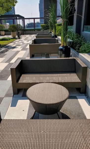 Noble Remix, Bangkok, 772 Soi Sukhumvit 36, Sukhumvit Road, Khong Tan, Khlong Toei, Bangkok, 1 Bedroom, 43 sqm, Condo For Rent, by Thanakit Pongpit, 500485512 - DDproperty.com