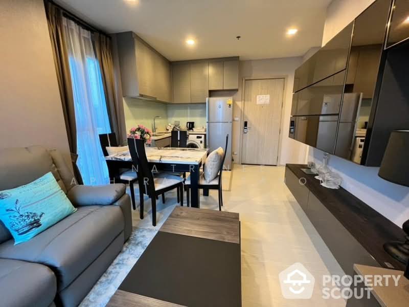 Rhythm Sukhumvit 36-38, Bangkok, 55 Soi Sukhumvit 36, Sukhumvit Road, Phra Kanong, Khlong Toei, Bangkok, 1 Bedroom, 50 sqm, Condo For Rent, by Natrinee Aphirachatanon, 500485562 - DDproperty.com