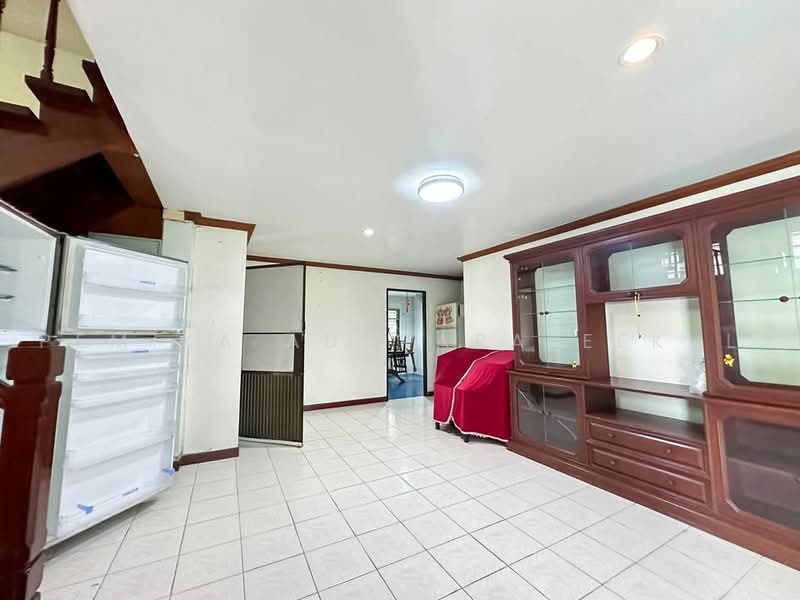 บ้าน 4-ห้องนอน, กรุงเทพ, บางแวก, ภาษีเจริญ, กรุงเทพ, 270 ตร.ม., บ้านเดี่ยว ขาย, โดย Pemika Aukkaraleekul, 500485584 - DDproperty.com