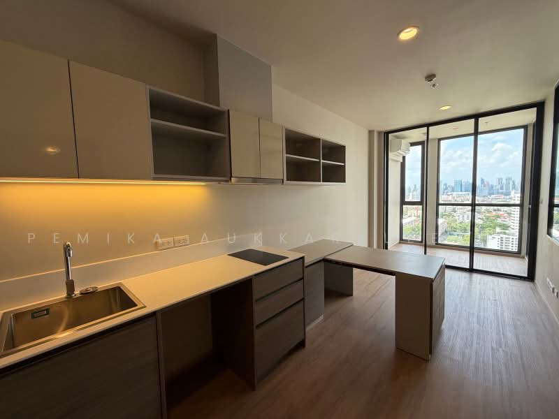 The Issara Sathorn, Bangkok, ถนนจันทน์, Thung Maha Mek, Sathon, Bangkok, 1 Bedroom, 37 sqm, Condo For Sale, by Pemika Aukkaraleekul, 500485632 - DDproperty.com