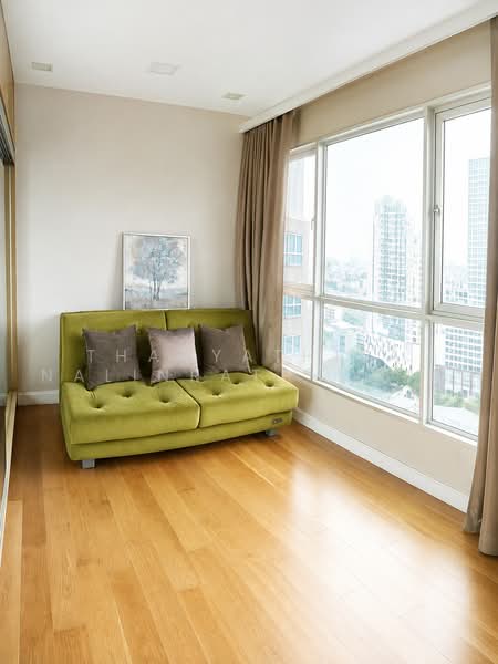 HIVE Taksin, Bangkok, 18 1 Soi, Khlong Ton Sai, Khlong San, Bangkok, 3 Bedrooms, 97 sqm, Condo For Rent, by Thanyathita Nalinratphokin, 500485642 - DDproperty.com