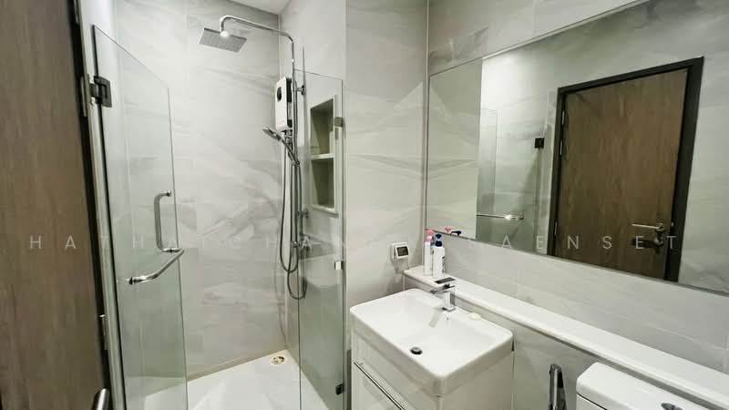 Rhythm Ekkamai Estate, Bangkok, Soi Sukhumvit 63, Khlongtoei Nua, Watthana, Bangkok, 2 Bedrooms, 86 sqm, Condo For Rent, by Hathaichanok Saenset, 500485675 - DDproperty.com