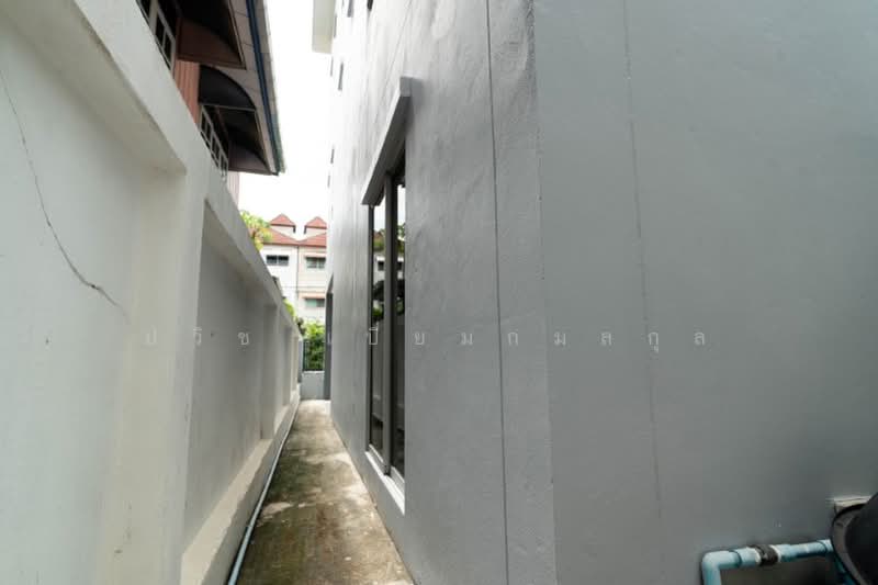 บ้านบางกร่าง 52, Nonthaburi, บางกร่าง 52, Bang Krang, Muang Nonthaburi, Nonthaburi, 4 Bedrooms, 150 sqm, Townhouse For Sale, by Pawish Piemkamolkul, 500485681 - DDproperty.com