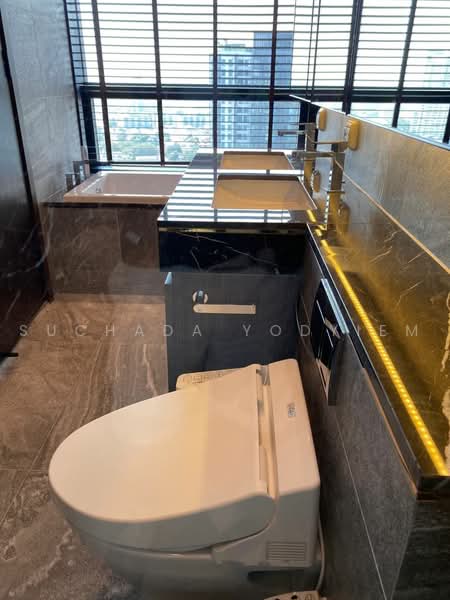 The Esse Sukhumvit 36, Bangkok, Soi Sukhumvit 36, Sukhumvit Road, Phra Kanong, Khlong Toei, Bangkok, 2 Bedrooms, 73 sqm, Condo For Sale, by Suchada Yodyiem, 500485687 - DDproperty.com