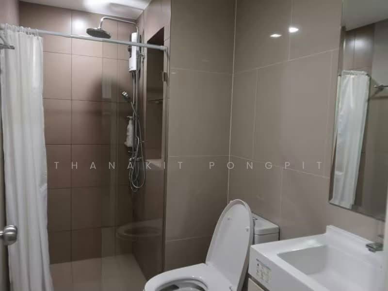 Rich Park @ Triple Station, Bangkok, 591 Srinakarin Road, Suan Luang, Bangkok, 1 Bedroom, 28 sqm, Condo For Rent, by Thanakit Pongpit, 500485691 - DDproperty.com