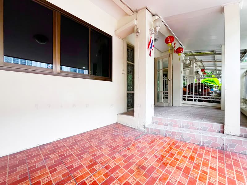 Busarin Ramintra, Bangkok, Soi Phraya Suren 40, Sam Wa Tawan Tok, Khlong Sam Wa, Bangkok, 3 Bedrooms, 72 sqm, Townhouse For Sale, by Suradej Arunsurosn, 500485715 - DDproperty.com