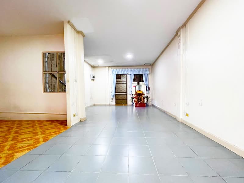 Busarin Ramintra, Bangkok, Soi Phraya Suren 40, Sam Wa Tawan Tok, Khlong Sam Wa, Bangkok, 3 Bedrooms, 72 sqm, Townhouse For Sale, by Suradej Arunsurosn, 500485715 - DDproperty.com